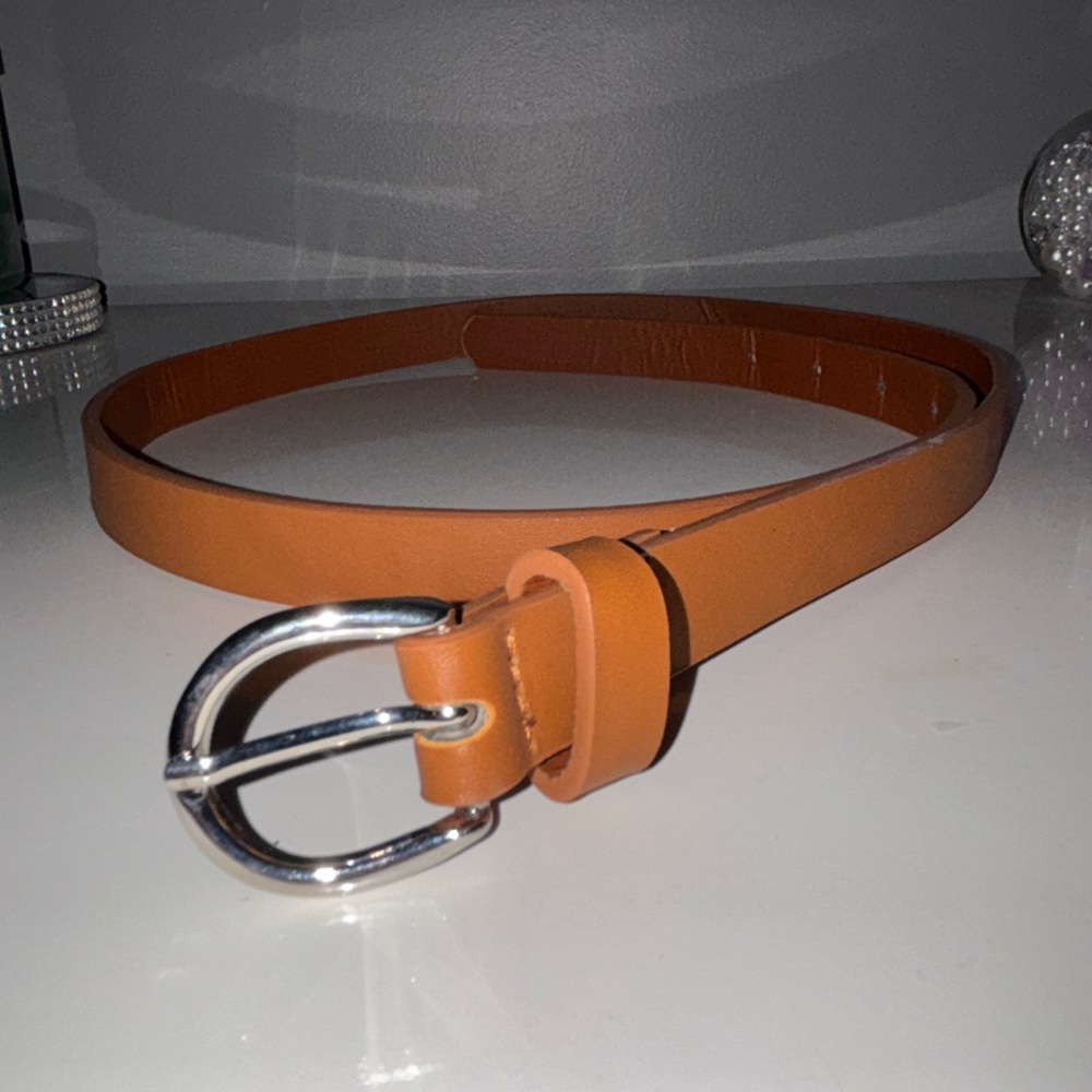 Ardene Tan Leather Belt with Silver Buckle - Picture 1 of 2